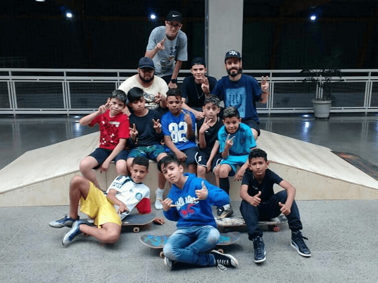 Skateboardaktion des Projeto Skate Poético in Jardim Romano (Foto 2)