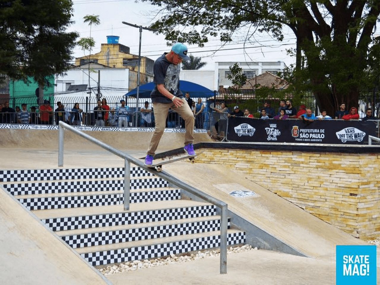 Mailton beim Skaten im Vila Prudente Skate Park (Foto 3)